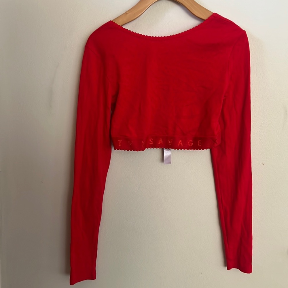 Red long sleeve crop top